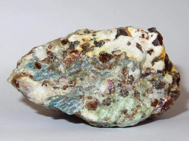 Láng giềng Việt Nam liên tiếp thấy 'kho báu thời đại mới': Là thứ Nga, Mỹ ráo riết truy tìm! - Ảnh 1