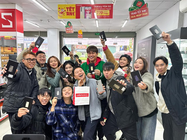 CellphoneS mở bán 2000 máy Galaxy S24 series, lên đời giảm đến 8 triệu - Ảnh 1