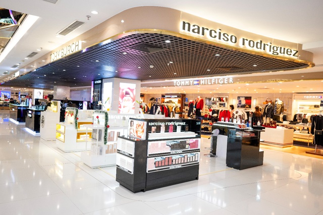 Tràng tiền Plaza khoe diện mạo mới trị giá hơn 10 triệu USD - Ảnh 2