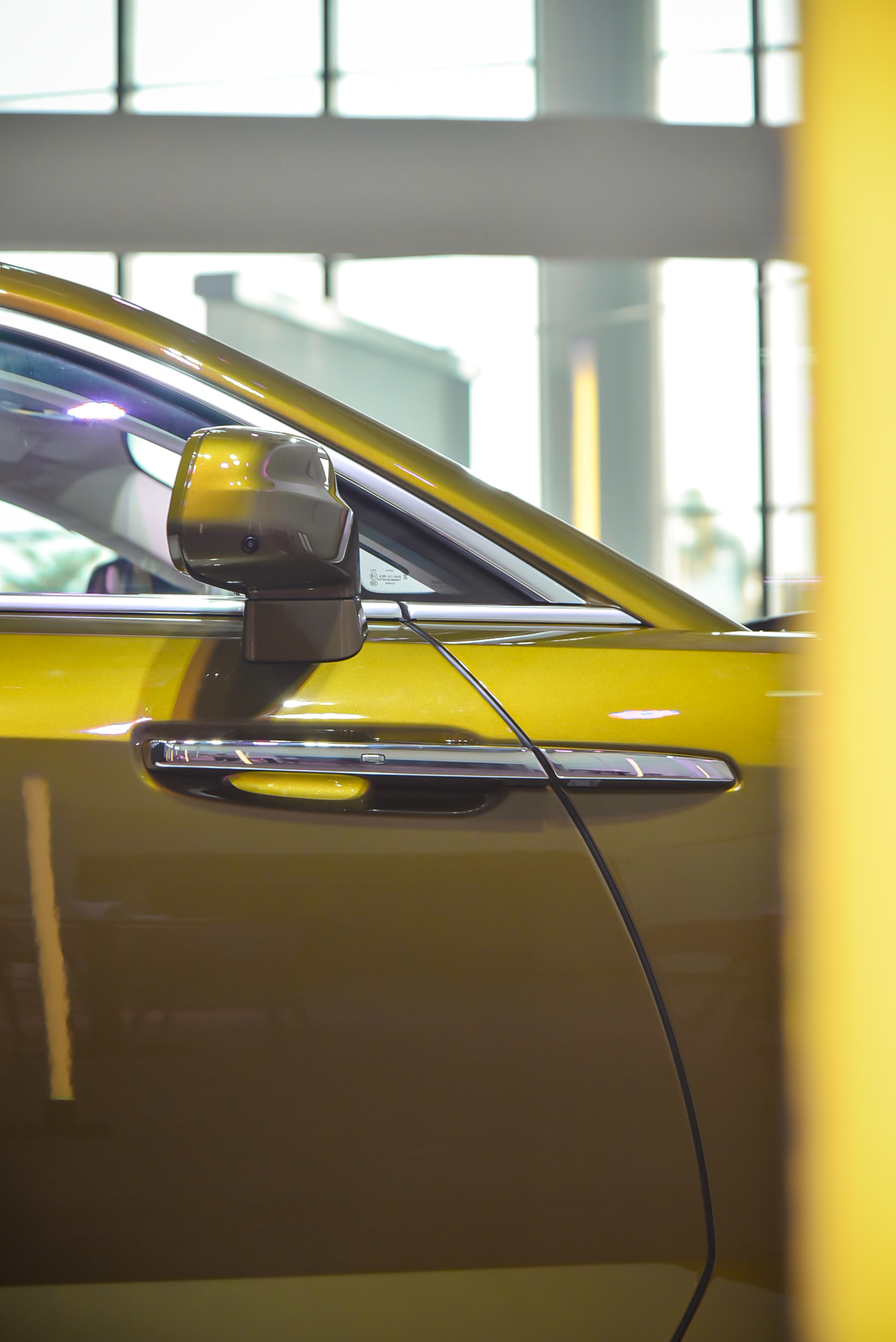 Cận cảnh Rolls-Royce Spectre vừa ra mắt Việt Nam: Giá từ 17,99 tỷ nhưng muốn ưng ý phải chi thêm vài tỷ mua option, sạc đầy mất 9 tiếng - Ảnh 8