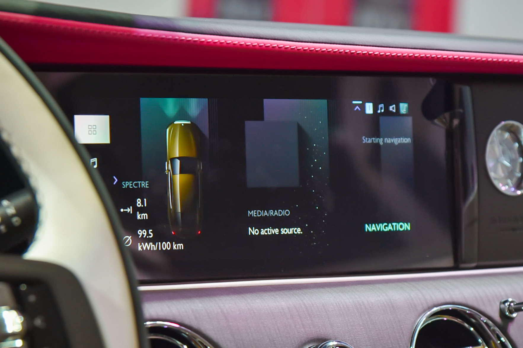 Cận cảnh Rolls-Royce Spectre vừa ra mắt Việt Nam: Giá từ 17,99 tỷ nhưng muốn ưng ý phải chi thêm vài tỷ mua option, sạc đầy mất 9 tiếng - Ảnh 18