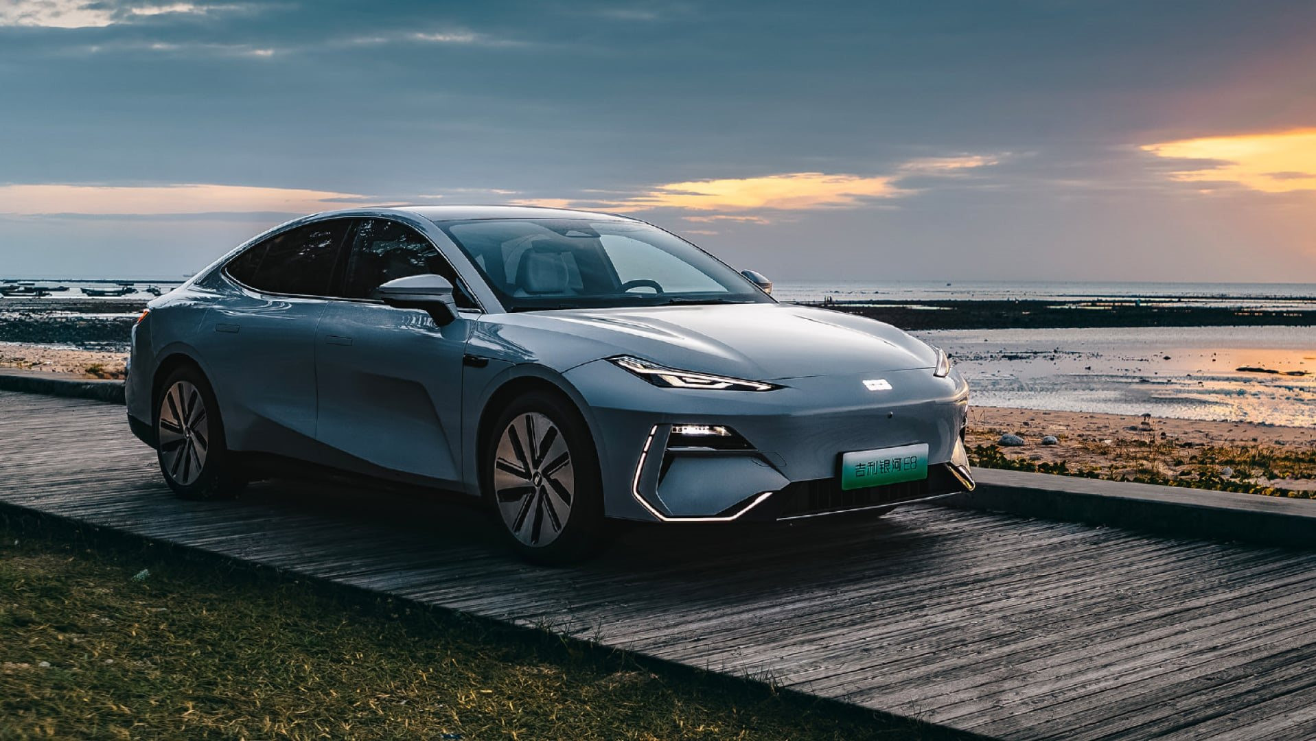 Thương hiệu vừa vào Việt Nam giới thiệu 'bom tấn' sedan điện nhìn là mê: có thông số vượt trội hơn Mercedes-Benz EQS, giá chỉ từ 600 triệu đồng - Ảnh 1