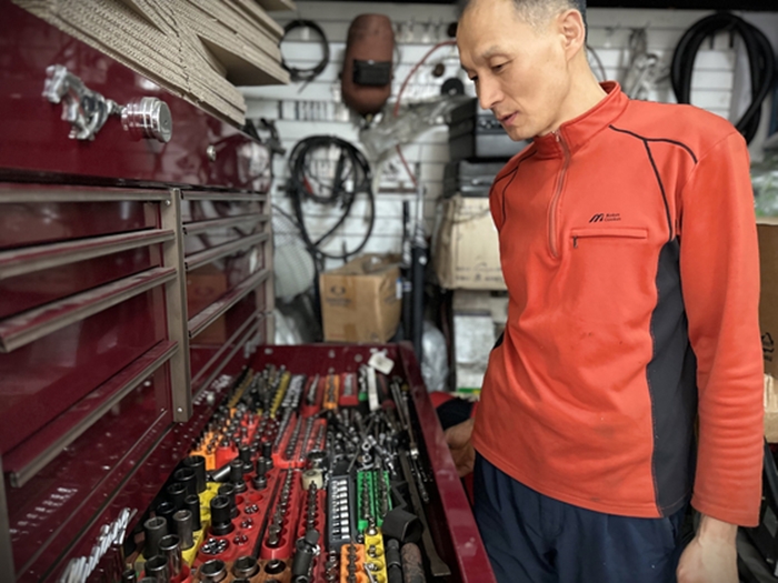 Gara sửa xe khó sống vì một thứ đang được yêu thích: Ông chủ kiêm luôn nhân viên, nhiều người đóng cửa về quê - Ảnh 2