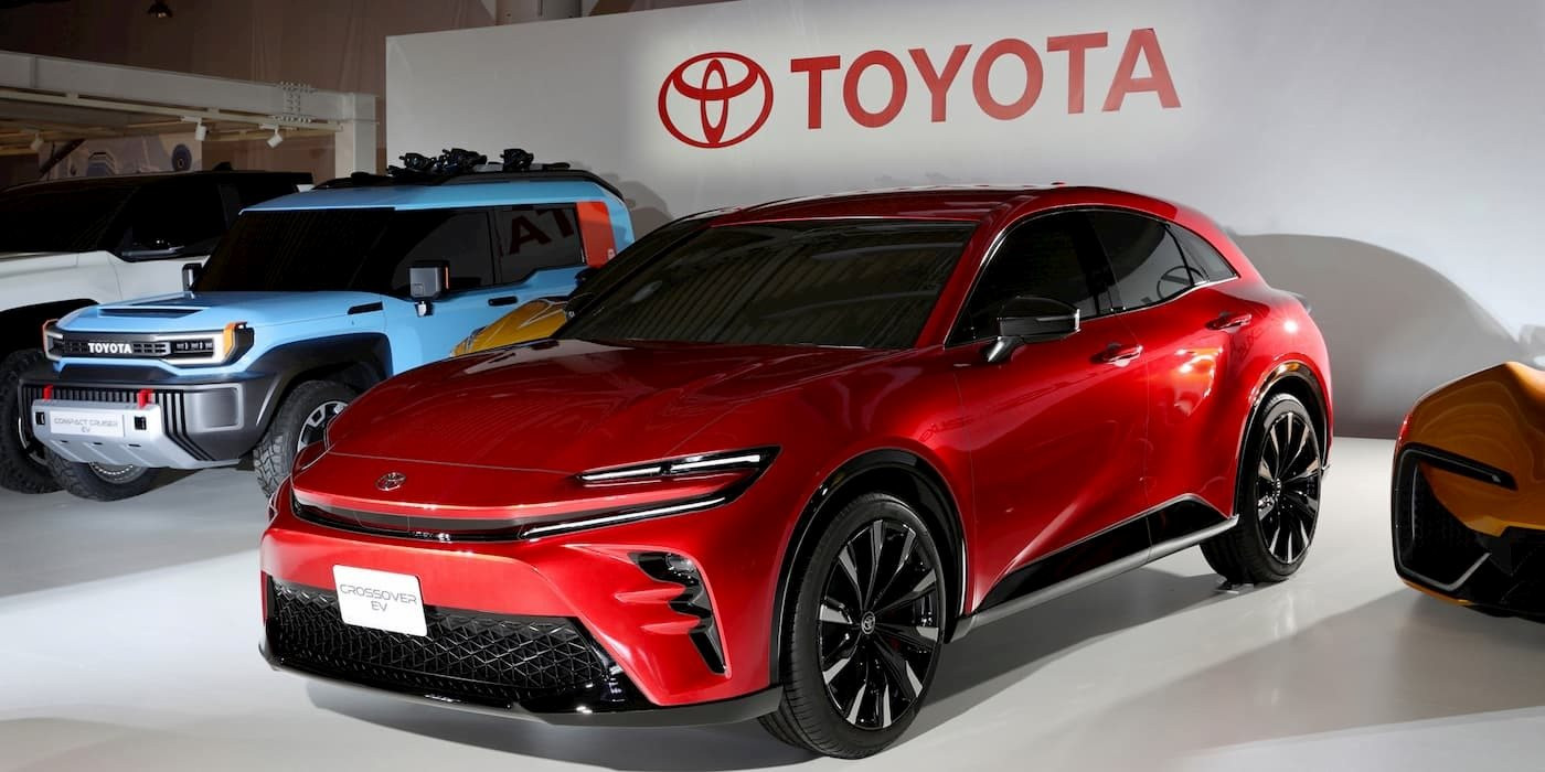 Bán gần 10 triệu ô tô, chỉ 1% là xe điện – sếp Toyota nói thẳng: ‘Có 1 điều chúng tôi chưa làm được’ - Ảnh 1