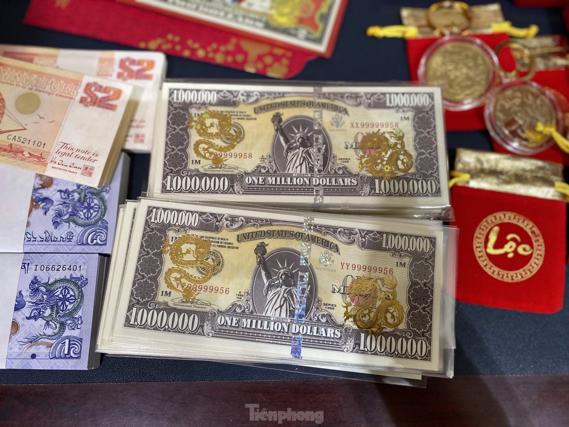 Săn lùng tiền mạ rồng vàng lì xì Tết - Ảnh 2