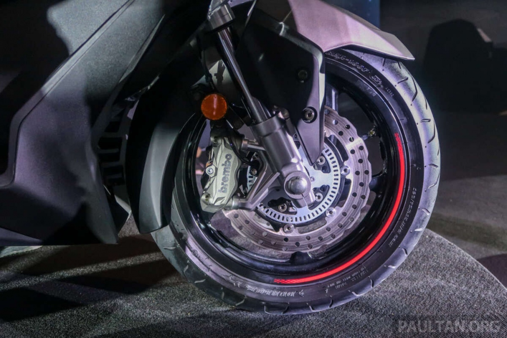 Chi tiết xe tay ga Kymco AK550 Premium 2024 giá hơn 340 triệu đồng - Ảnh 5