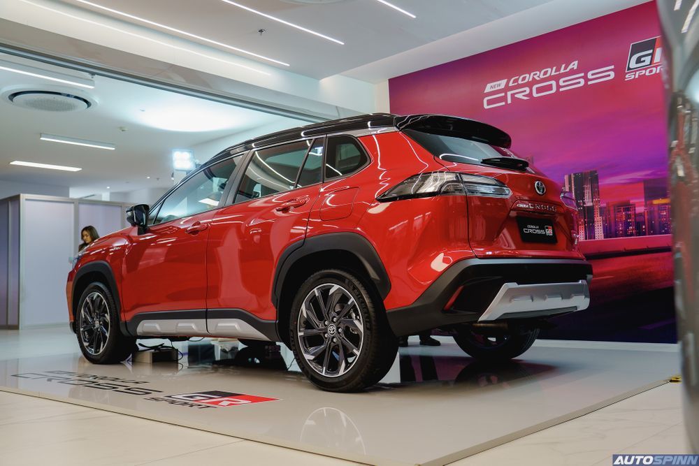 Ra mắt Toyota Corolla Cross 2024: Giá quy đổi từ 680 triệu, lưới tản nhiệt kiểu Lexus RX, có thể Việt Nam giữa năm nay - Ảnh 21