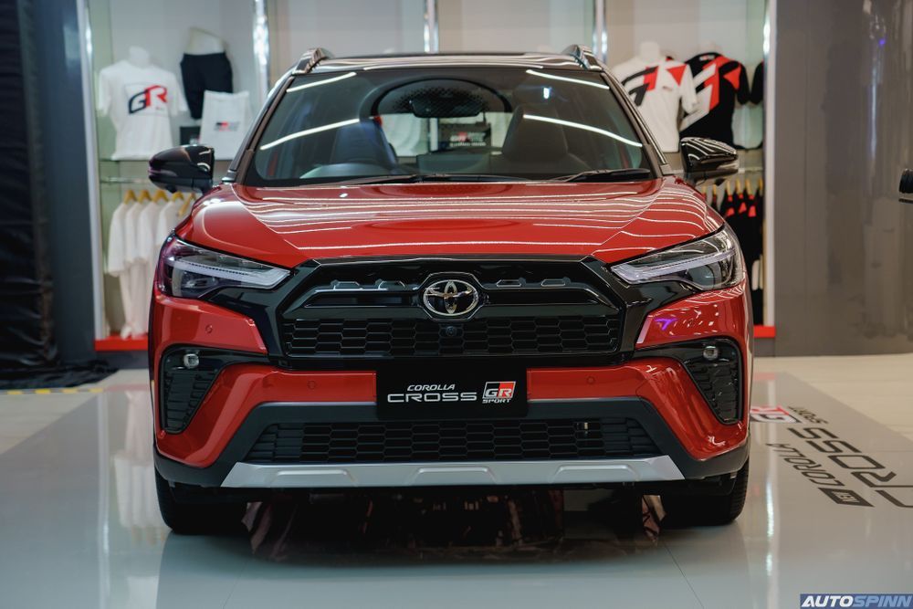 Ra mắt Toyota Corolla Cross 2024: Giá quy đổi từ 680 triệu, lưới tản nhiệt kiểu Lexus RX, có thể Việt Nam giữa năm nay - Ảnh 20