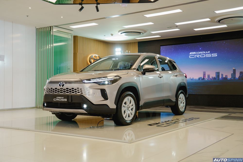 Ra mắt Toyota Corolla Cross 2024: Giá quy đổi từ 680 triệu, lưới tản nhiệt kiểu Lexus RX, có thể Việt Nam giữa năm nay - Ảnh 7
