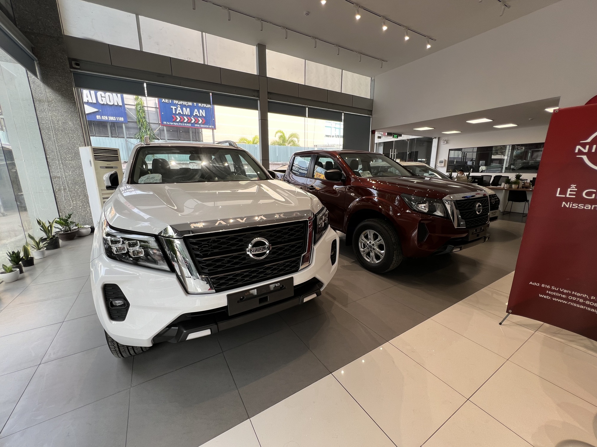 Vì sao các hãng ô tô đua nhau giảm giá mạnh sau Tết? - Ảnh 1