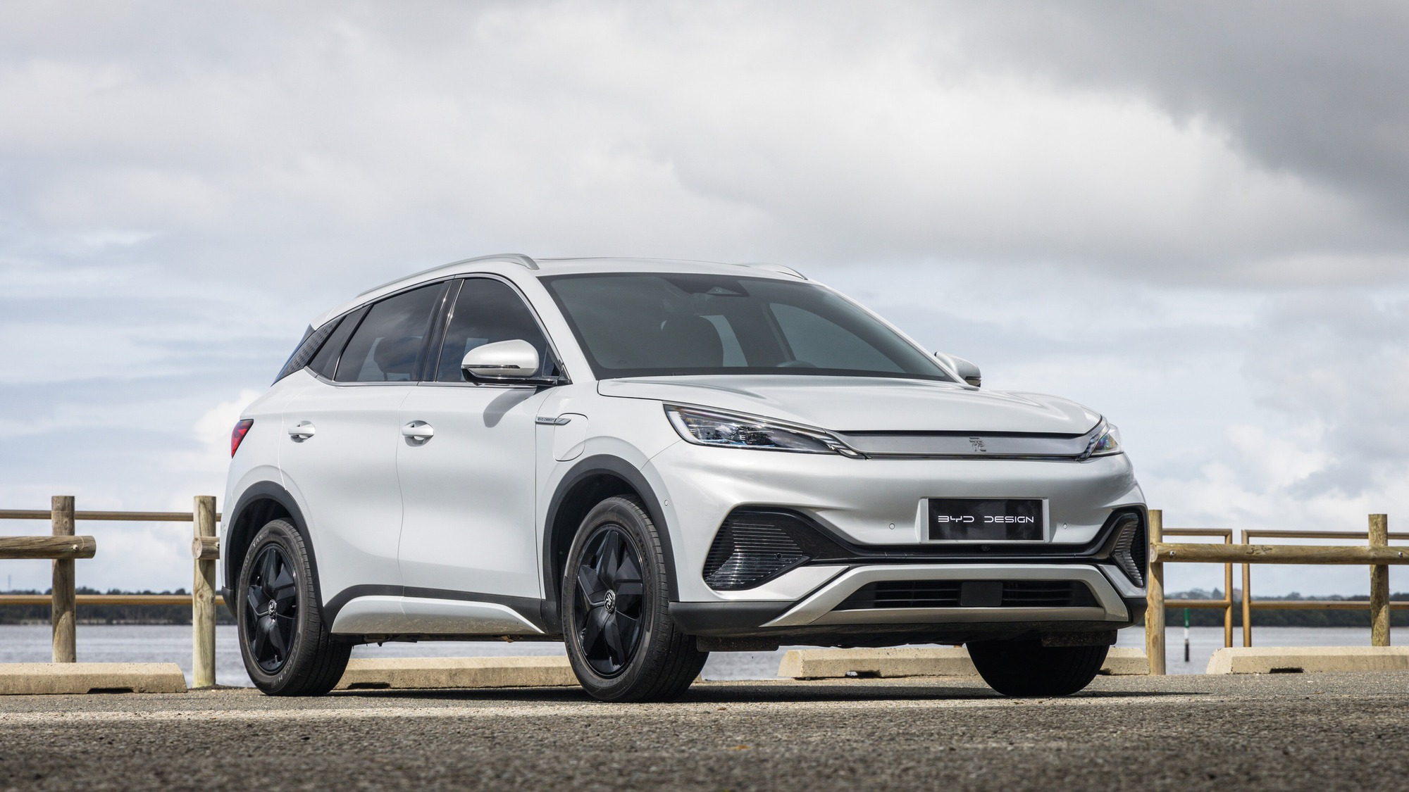 Rộ tin BYD khai trương đại lý đầu tiên Việt Nam ngày 1/5: Bán SUV và sedan, kế hoạch mở 3 đại lý tại Hà Nội - Ảnh 1