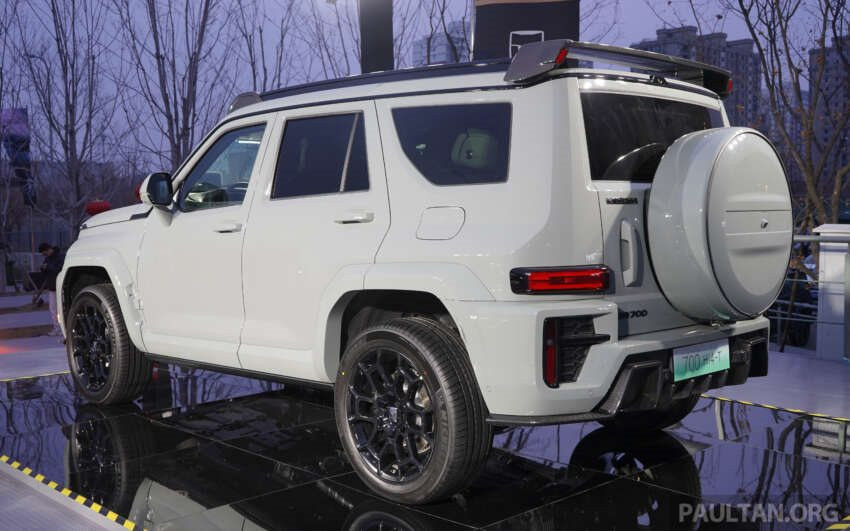 Mẫu SUV off-road giá rẻ của Trung Quốc chính thức mở bán: thiết kế hầm hố, nội thất sang trọng, tiêu thụ chỉ 2,97 lít/100km thách thức Toyota Land Cruiser - Ảnh 2