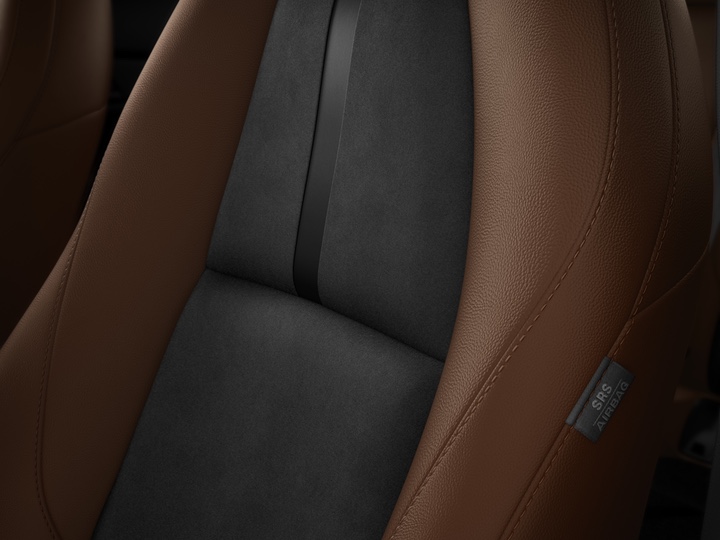 Mazda CX-30 2024 ra mắt ĐNÁ: Màn hình lớn, thêm trang bị, về Việt Nam sẽ đấu công nghệ với Corolla Cross - Ảnh 3