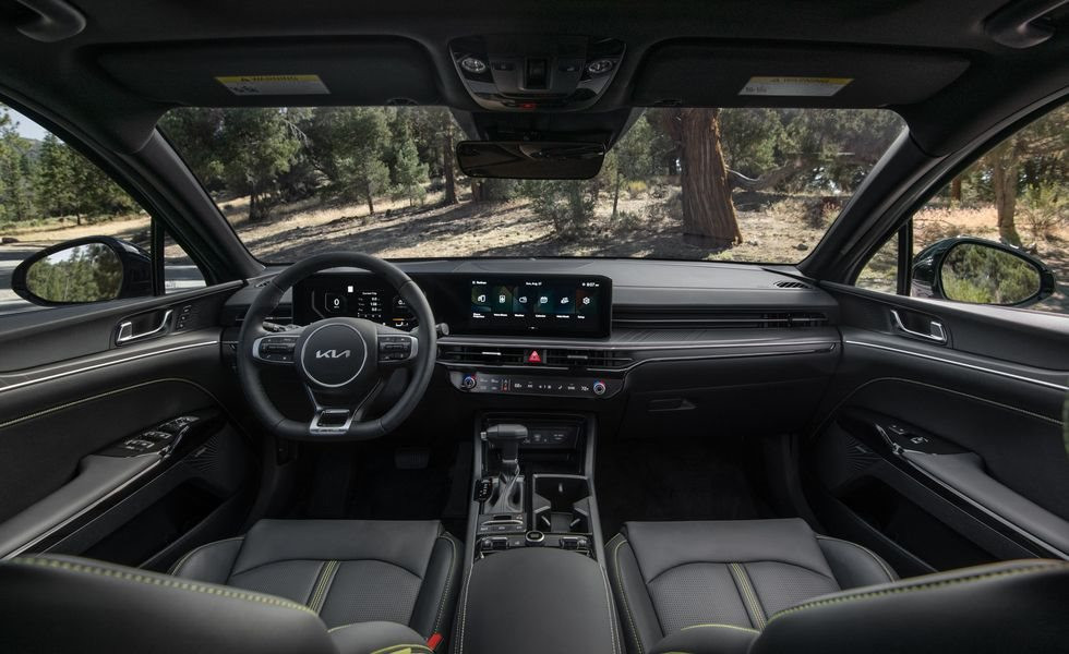 Kia K5 2025 ra mắt với nâng cấp 'khủng' từ trong ra ngoài, thêm sức mạnh đối đầu 'vua phân khúc' Toyota Camry - Ảnh 3
