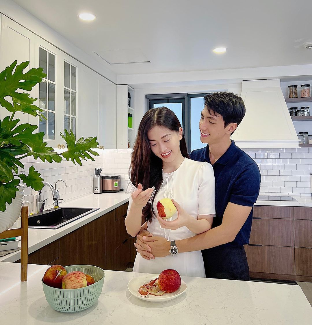 Cặp đôi Bình An - Phương Nga tất bật trang trí nhà đón Tết, chẳng decor cầu kỳ vẫn khiến dân tình trầm trồ - Ảnh 1