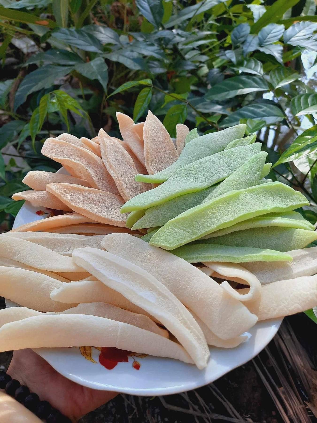 Loạt món ăn ngày Tết ra nước ngoài, một món đặc sản gây thương nhớ rất khó gửi đi - Ảnh 11