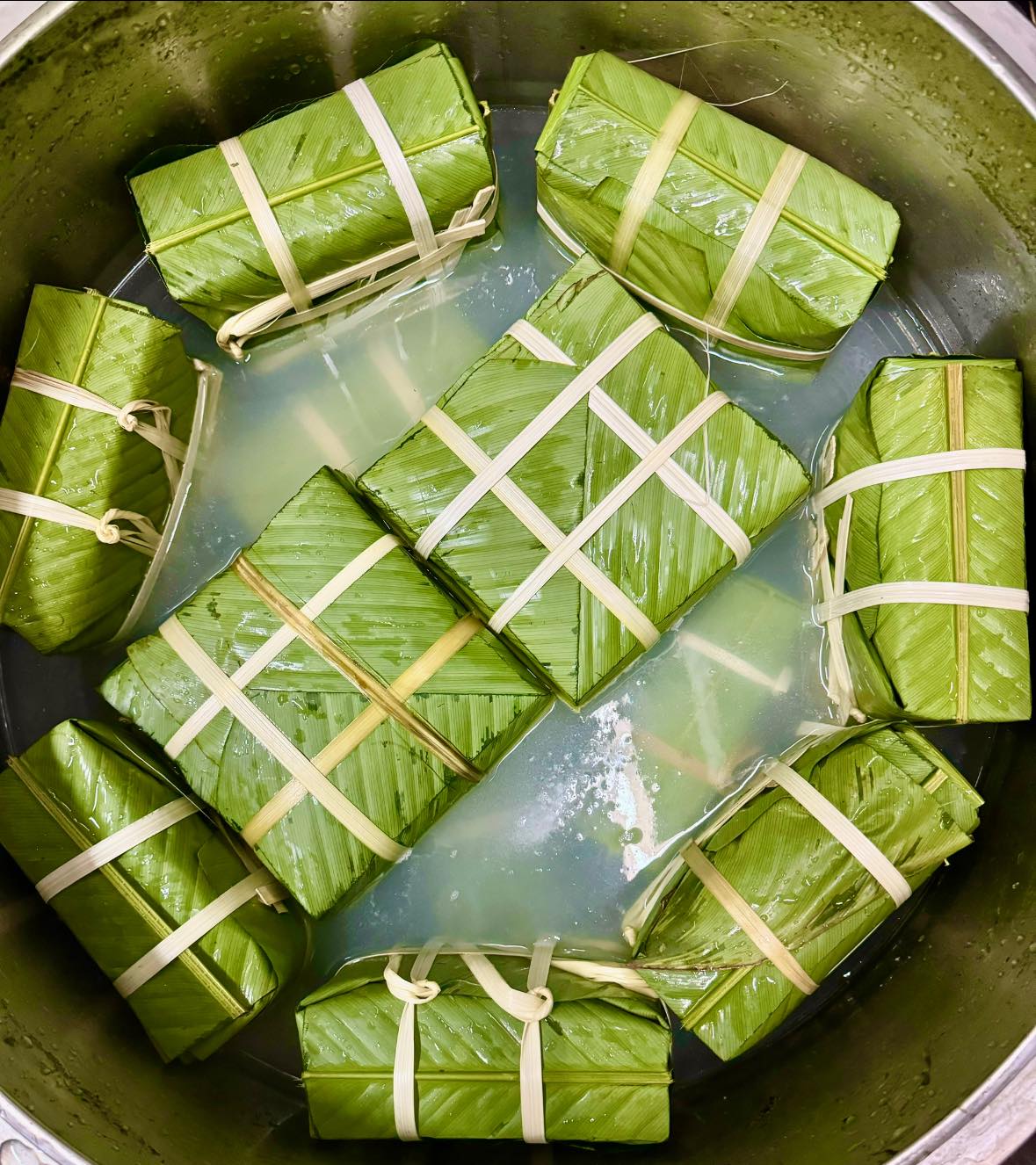 Loạt món ăn ngày Tết ra nước ngoài, một món đặc sản gây thương nhớ rất khó gửi đi - Ảnh 16