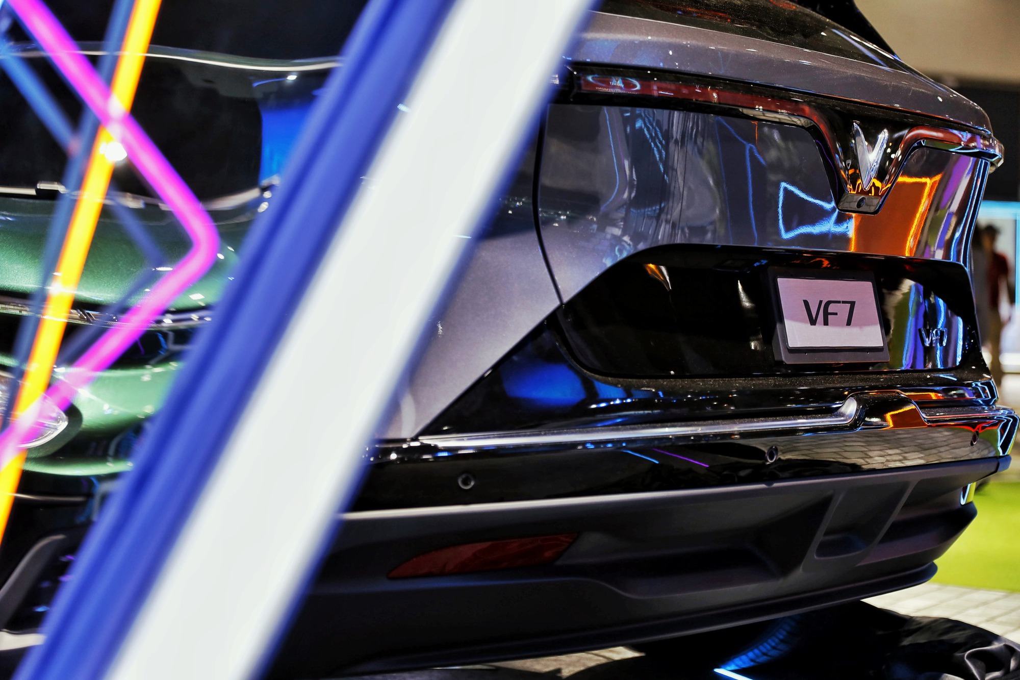 VinFast mang xe tới Indonesia, báo nước ngoài nhất loạt đưa tin: Hé lộ nhiều điều chưa được biết tới? - Ảnh 4