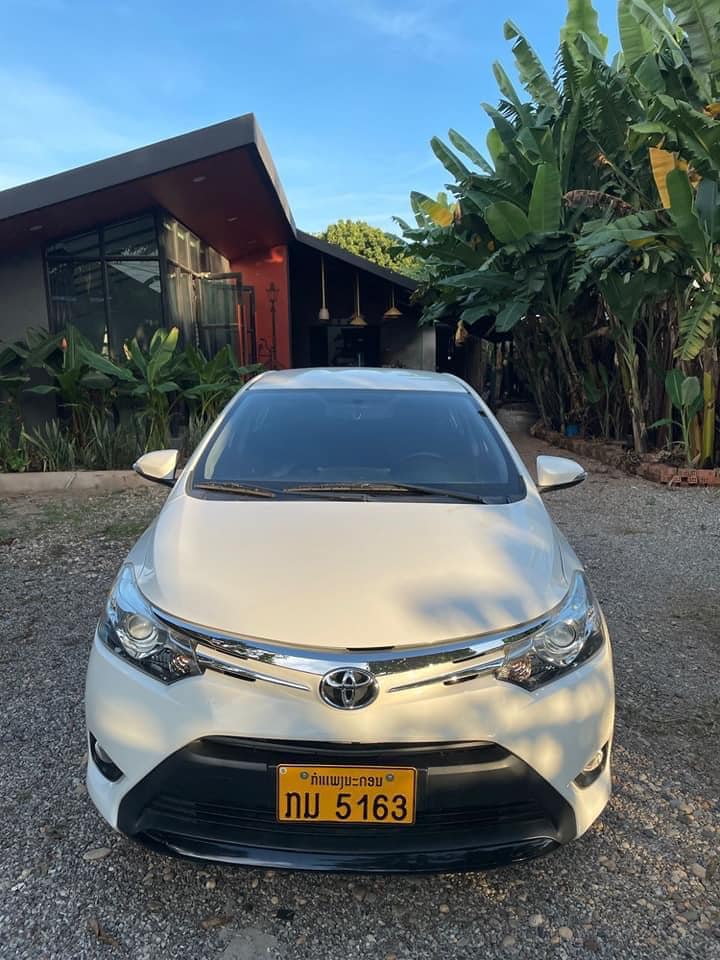 Bán Toyota Vios còn mới đẹp nhưng giá chỉ 200 triệu, CĐM nhìn biển số rồi nói: "Sang Lào mà đăng kiểm!" - Ảnh 2