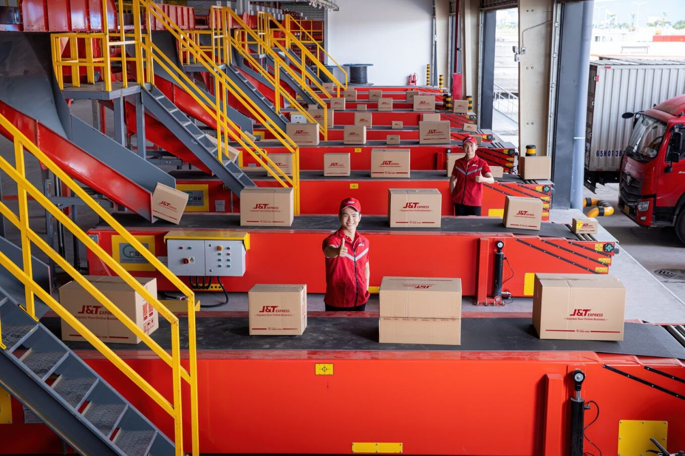 “Ngược dòng” thị trường chuyển phát nhanh, J&T Express tuyển dụng thêm 3.000 – 4.000 shipper ngay sau Tết - Ảnh 3