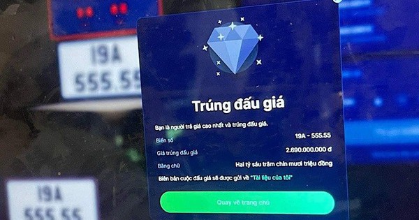 Quốc vương Malaysia vừa chi núi tiền ra mua biển số 'vàng', giá khủng nhưng chưa là gì so với Việt Nam