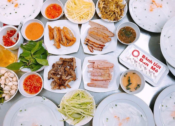 Khách Tây tâm đắc một món ăn bình dân của người Tây Nguyên, nhận xét "là độc nhất ở Việt Nam" - Ảnh 1