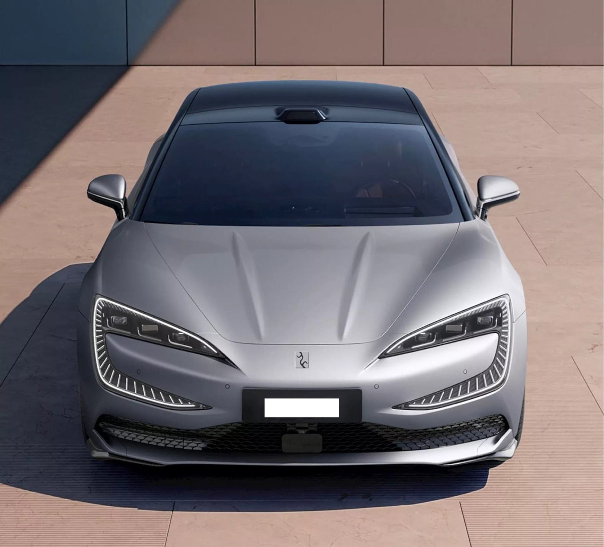 Xe Trung Quốc giờ đã xịn cỡ này: Mạnh gần 1.300 mã lực, tầm vận hành 800km đủ đi từ Hà Nội tới Huế không cần sạc - Ảnh 2