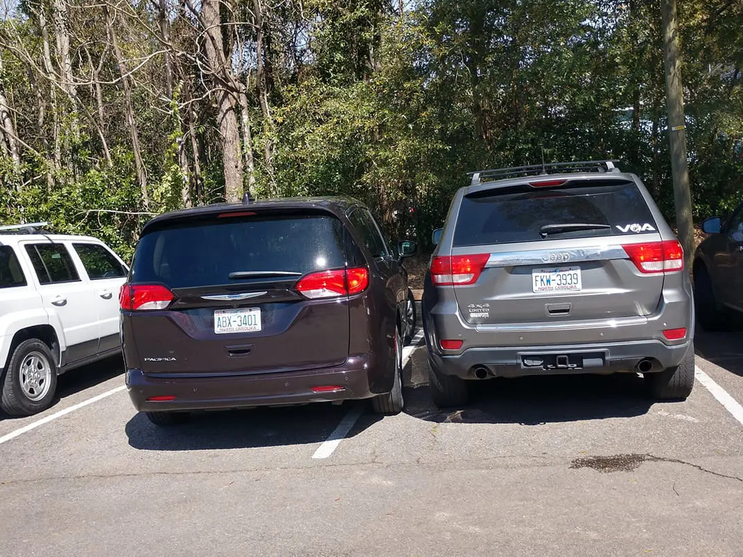 Có 3 ô tô vẫn mua thêm VinFast VF 8, chủ xe chia sẻ: ‘Còn vấn đề nhưng tốt hơn nhiều review trên mạng, thay Jeep đi hàng ngày’ - Ảnh 3