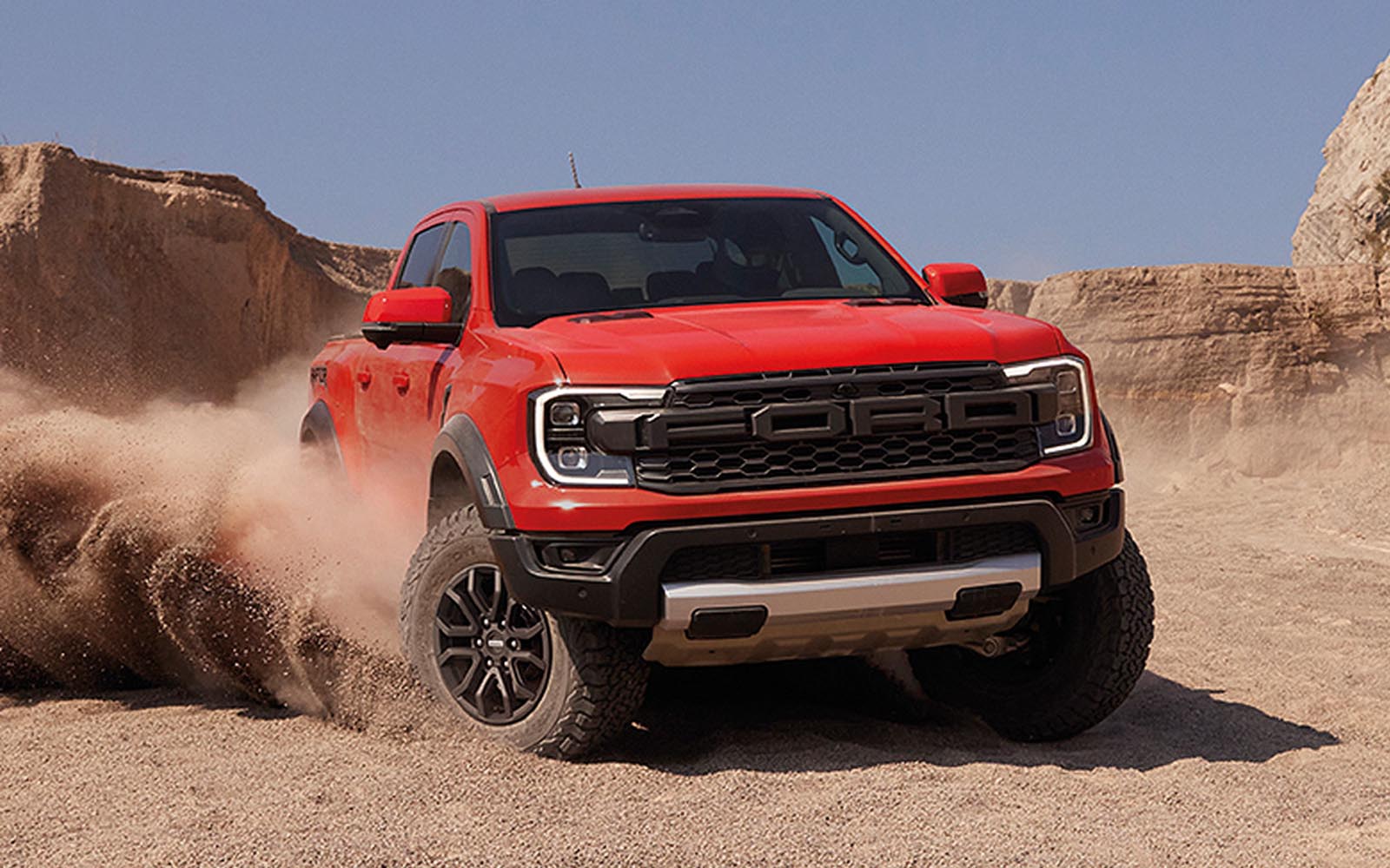 Xe ‘cỏ’ hiệu suất cao: sân chơi mới của các hãng ô tô tại Việt Nam, đến đại gia như Cường Đô la cũng mê đắm - Ảnh 3