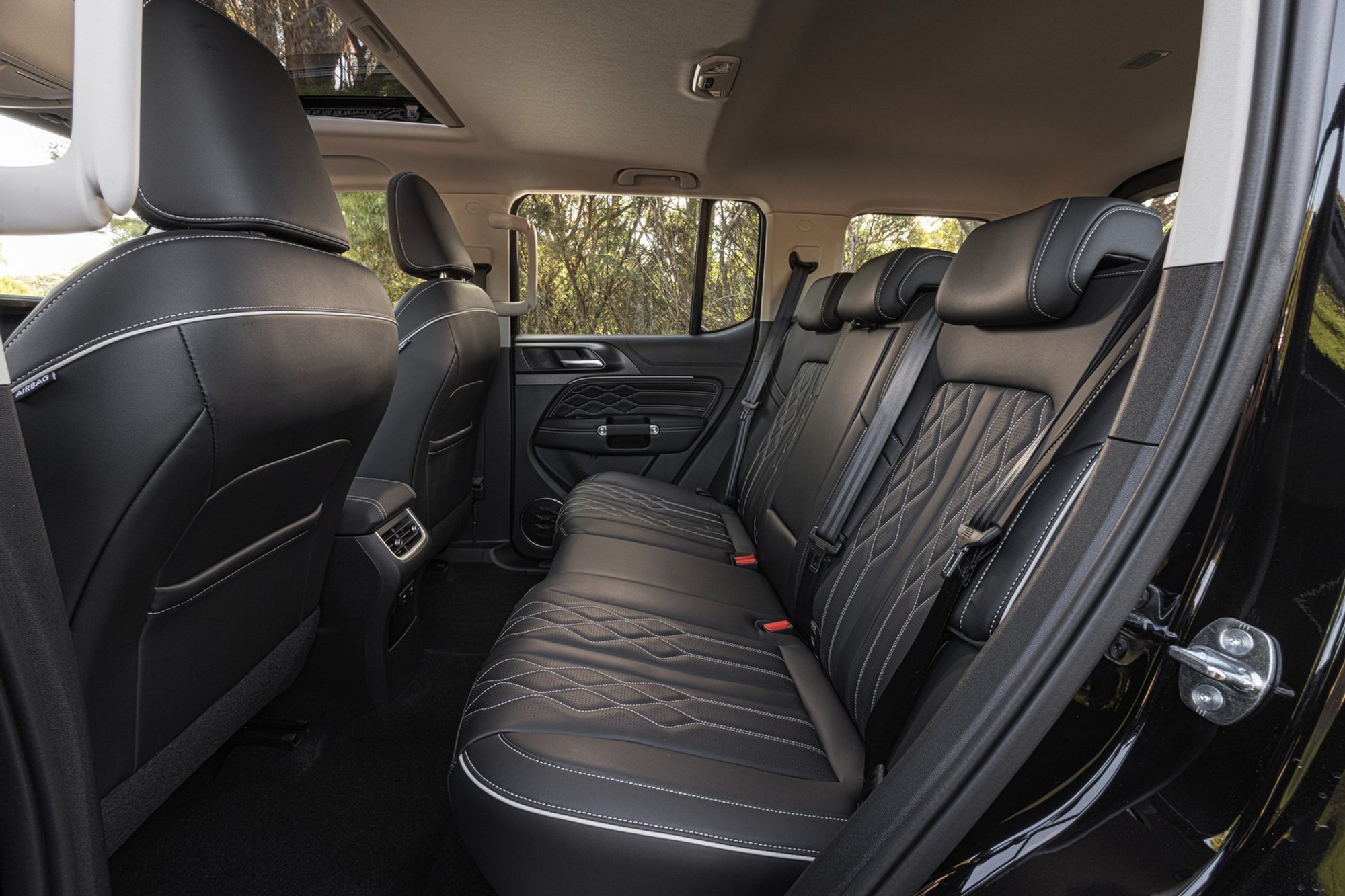 Haval xác nhận Tank 300 về Việt Nam năm nay: Dáng như Jimny, máy hybrid, nhiều công nghệ off-road giống Land Rover - Ảnh 11