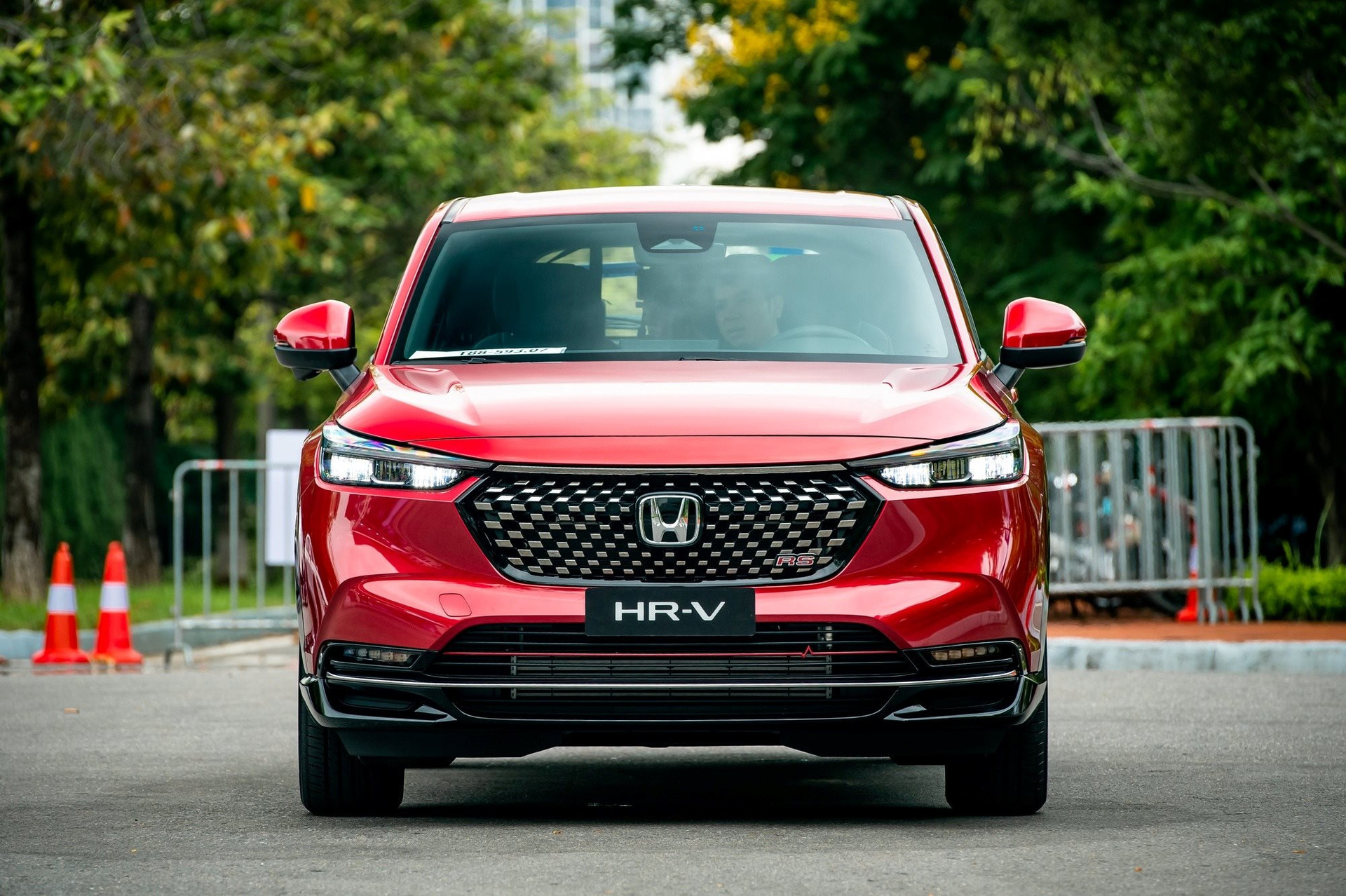 Toàn thị trường giảm gần 30%, đây là số ít mẫu xe ‘ngược dòng’ tăng mạnh doanh số năm qua - Ảnh 1