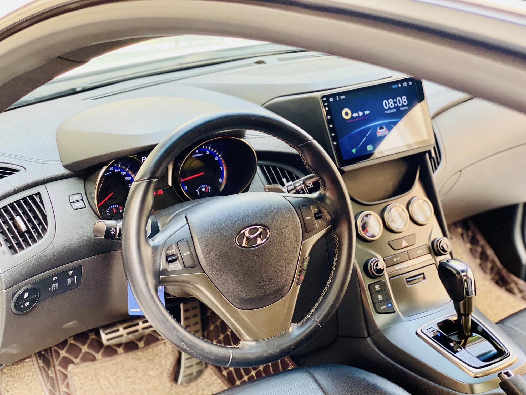 Chiếc Hyundai Genesis Coupe này giữ giá hơn Camry cùng đời: Sau 12 năm vẫn còn gần 540 triệu, mỗi năm chỉ đi hơn 2.000km - Ảnh 13