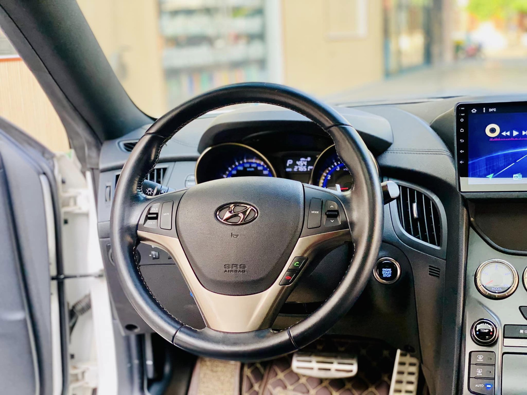 Chiếc Hyundai Genesis Coupe này giữ giá hơn Camry cùng đời: Sau 12 năm vẫn còn gần 540 triệu, mỗi năm chỉ đi hơn 2.000km - Ảnh 15