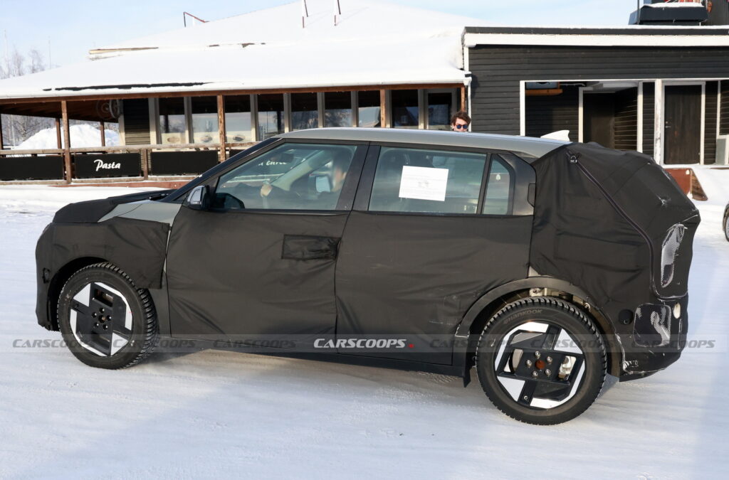 Xe điện rẻ nhất của Kia tiếp tục lộ diện, cùng phân khúc với VinFast VF6 - Ảnh 3