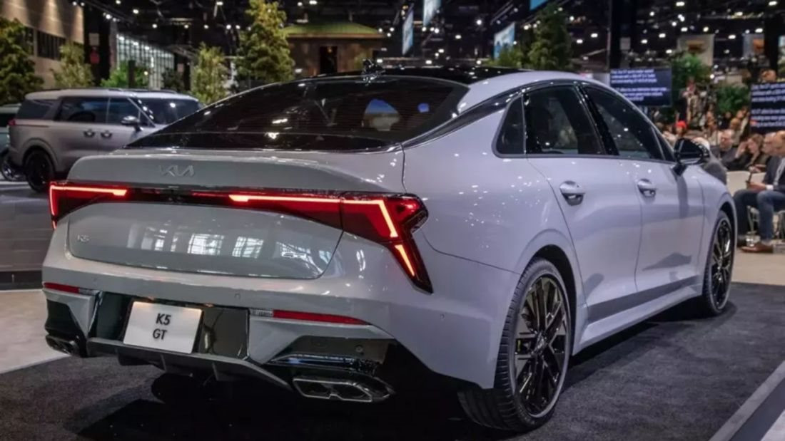 Kia K5 2025 ra mắt với nâng cấp 'khủng' từ trong ra ngoài, thêm sức mạnh đối đầu 'vua phân khúc' Toyota Camry - Ảnh 2
