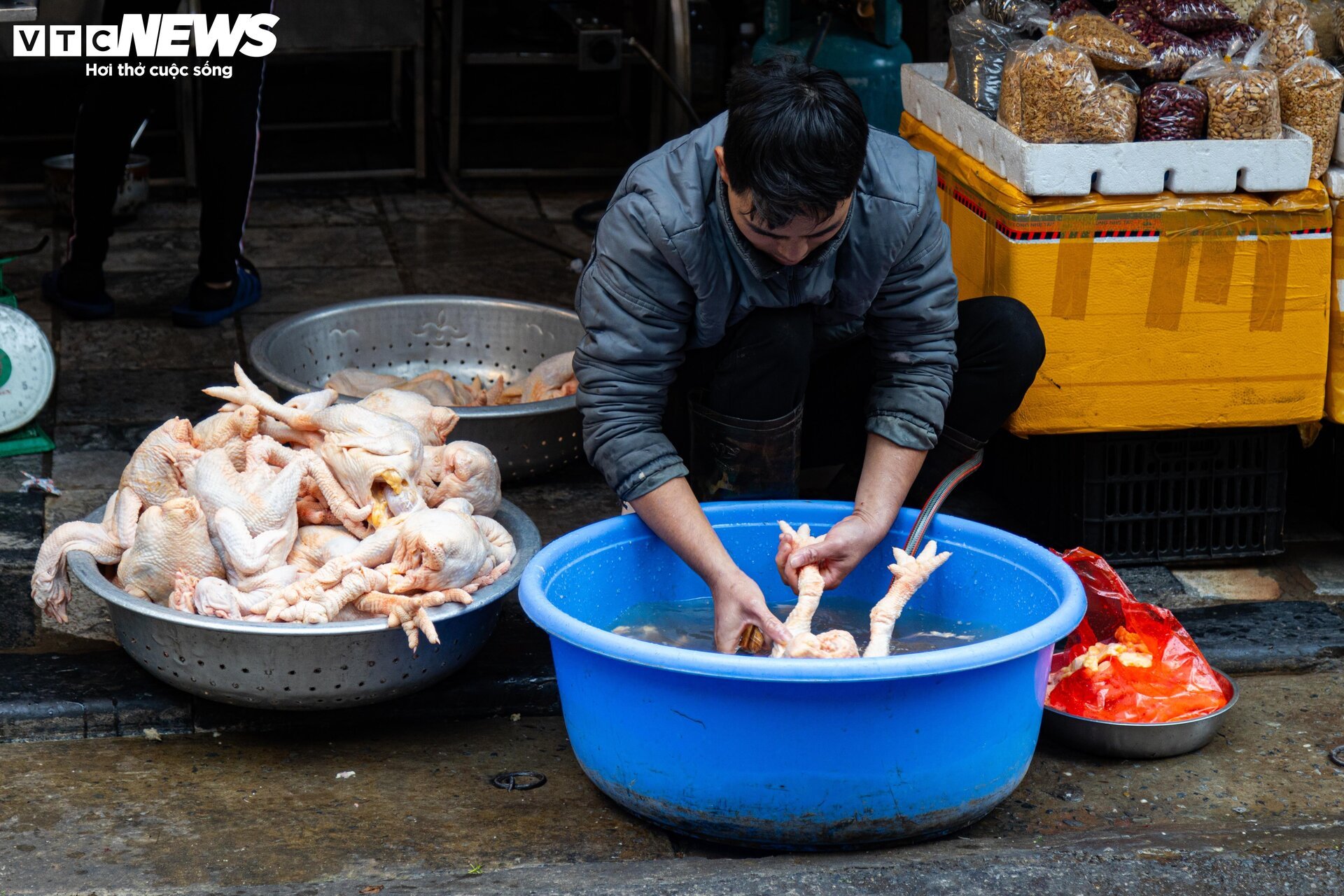 Những dịch vụ hái ra tiền ngày 30 Tết - Ảnh 17