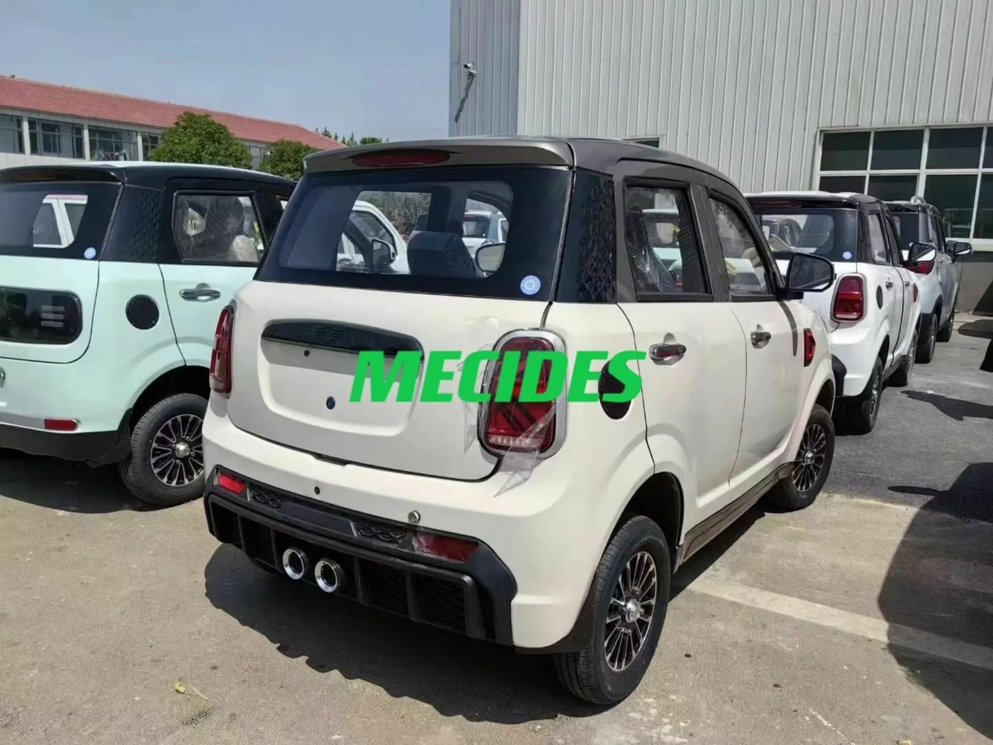 Hãng xe ‘trùm' đạo nhái là đây: Lấy thiết kế mọi bên từ Porsche, Land Rover, Mercedes, đến tên gọi cũng dễ gây nhầm lẫn - Ảnh 28