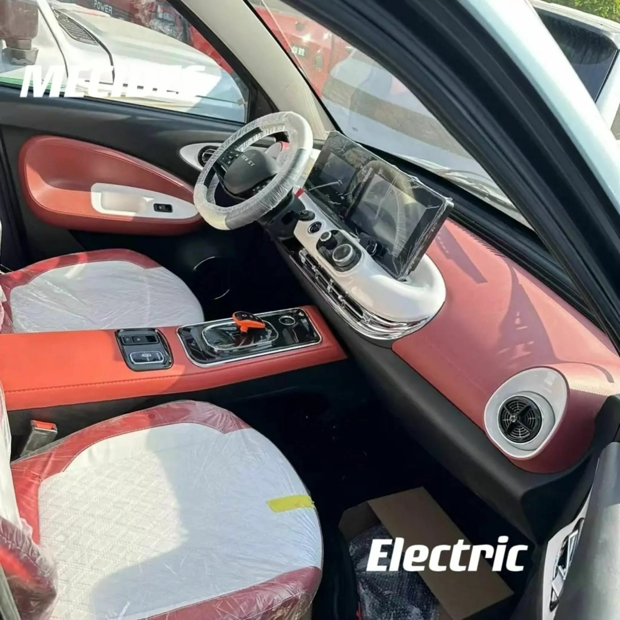 Hãng xe ‘trùm' đạo nhái là đây: Lấy thiết kế mọi bên từ Porsche, Land Rover, Mercedes, đến tên gọi cũng dễ gây nhầm lẫn - Ảnh 6