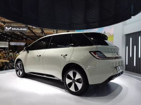 'Anh em' của ô tô điện rẻ nhất Việt Nam đổ bộ Đông Nam Á: tham gia cùng triển lãm với VinFast, giá quy đổi chỉ từ 300 triệu đồng - Ảnh 3