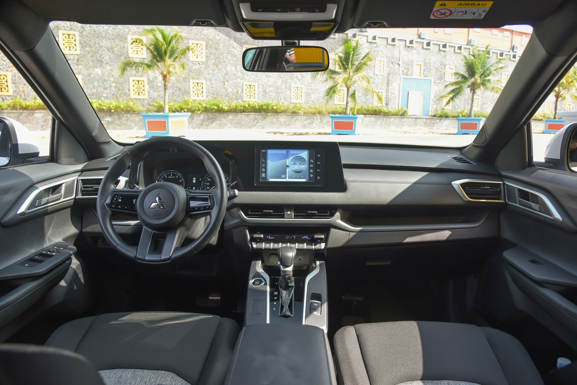 Cận cảnh Mitsubishi Xforce bản rẻ nhất: Giá 620 triệu, ngoại hình gần giống hệt bản cao cấp, đe dọa Seltos, Creta - Ảnh 9