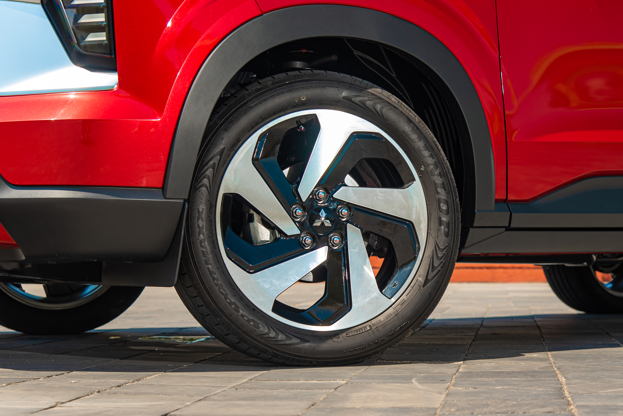 Mitsubishi Xforce chốt giá mới từ 599 triệu đồng: Rẻ nhất phân khúc, phả hơi nóng lên Seltos, HR-V - Ảnh 6