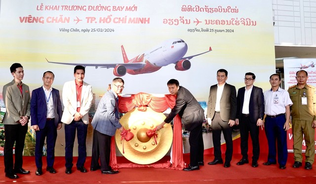 Năm mới rộn ràng, Vietjet khai trương đường bay mới tới Viêng Chăn (Lào) - Ảnh 1