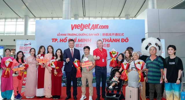 Vietjet khai trương đường bay TP. Hồ Chí Minh - Thành Đô (Trung Quốc) - Ảnh 4