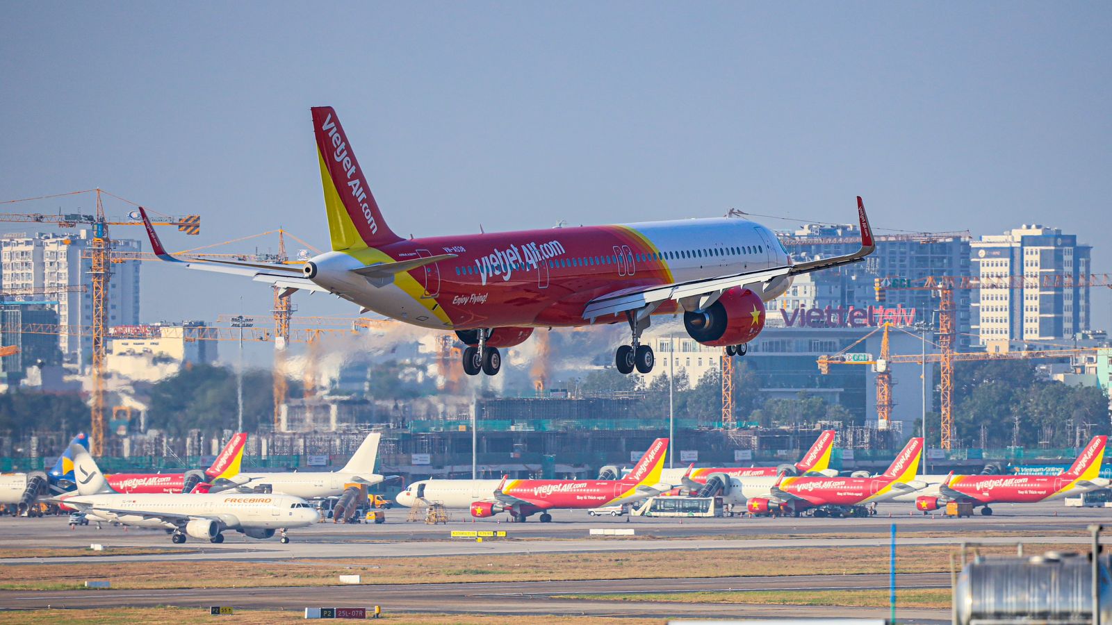 Vietjet tiếp tục nhận tàu bay ngày đầu năm mới - Ảnh 4