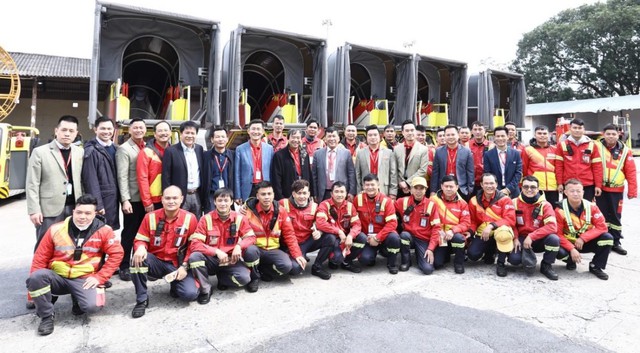 Không khí Tết ngập tràn trên những chuyến bay Vietjet sáng Mùng 1 - Ảnh 6