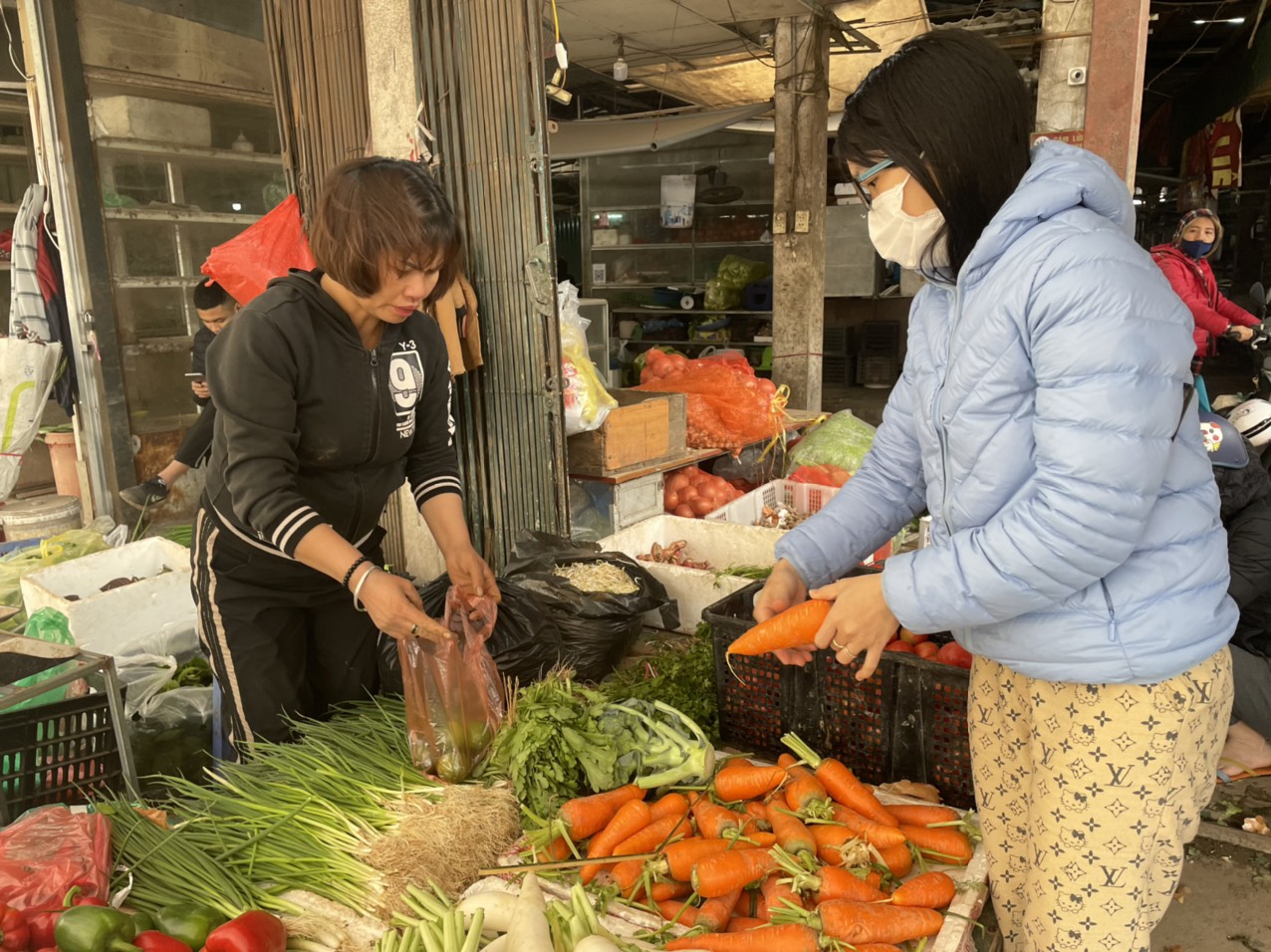 Sau Tết Nguyên đán hàng hoá ổn định, không sốt giá - Ảnh 1