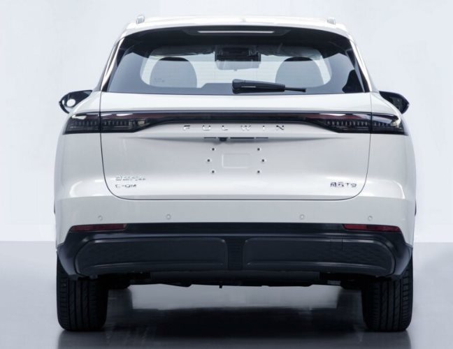 Hãng xe Trung Quốc chuẩn bị vào Việt Nam hé lộ siêu phẩm SUV mới: Tiêu thụ 5,2l/100km, giá hơn 500 triệu đồng - Ảnh 2