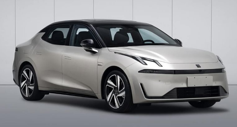 Hãng xe Trung Quốc vừa vào Việt Nam trình làng mẫu sedan mới: Đi 102 km không cần sạc, 'so kè' với Toyota Camry - Ảnh 1