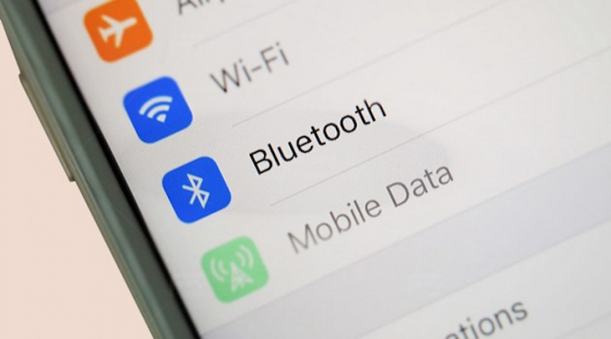 Để iPhone 15 liên tục bị lỗi Bluetooth, Apple nhận về chỉ trích nặng nề từ người dùng - Ảnh 1