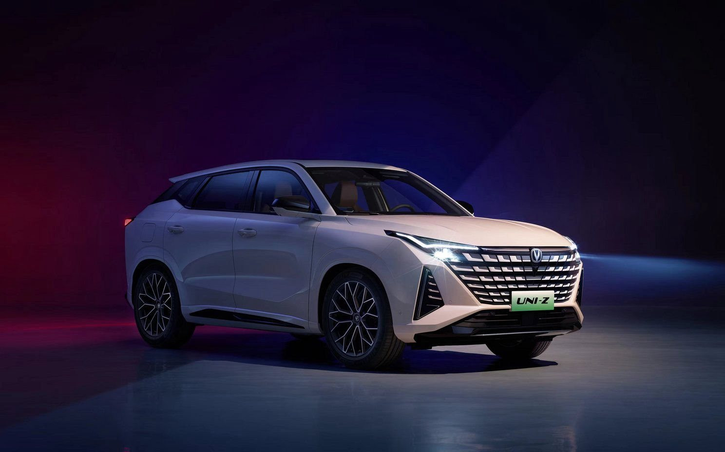 'Ông trùm' xe tải tại Việt Nam giới thiệu mẫu SUV mới cực đỉnh: ngang cỡ Hyundai Santa Fe, giá dự kiến chỉ từ 500 triệu đồng - Ảnh 3